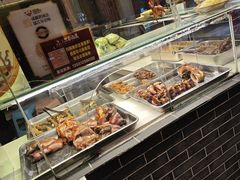 -老鼎万春卤菜(五代传承创始老店)