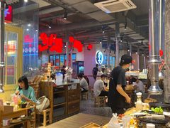 大堂-么肆烤肉·中式自助·烤肉大排档(街道口季佳PAI店)