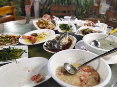 -四川小胡子海鲜(丁村万人海鲜广场店)