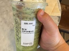 -星巴克(杭州西湖银泰1F店)