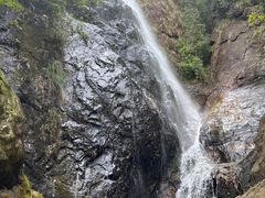 -南昆山川龙瀑布
