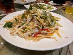 -超越海鲜屋(飞龙物业店)