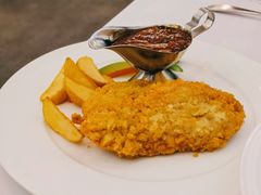 鲜面包粒吉列炸猪排-成桂西餐厅·42年的味道(五大道疙瘩楼店)