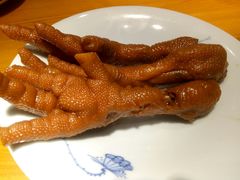 吮指鸡爪-丁记盐蘸牛肉·新杭菜(河东路店)