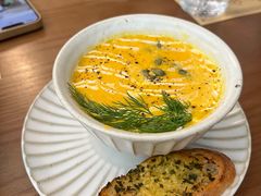 -Mark&Mars Restaurant