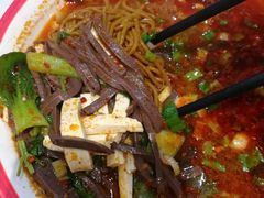羊血饸饹-子午路张记肉夹馍(小寨西路店)