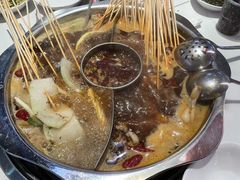 -佰人王串串香火锅(洋珠巷店)
