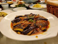 茄子煲-侬佳蒸菜馆(听潮店)