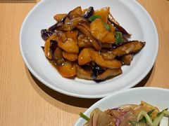 -关东小磨东北菜(上海长风大悦城店)