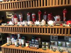 零售区-星巴克(杭州湖滨银泰E区店)