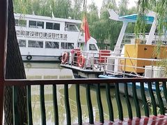 -微山湖红荷湿地景区