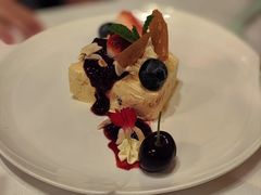 -塞纳河法国餐厅(意式风情街店)