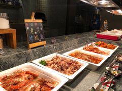 自助取餐区-金海湾自助餐厅(金陵饭店)