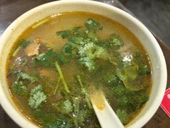 咖喱牛肉汤-东泰祥生煎馆(陕西南路店)