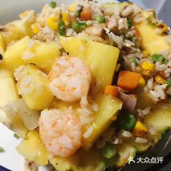 胡萝卜，青豆，香菇，切丁