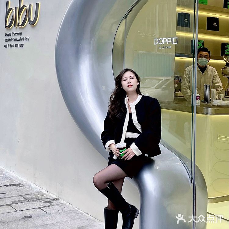 广州探店｜天河CBD的太空舱咖啡店☕️❗️