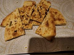 手工芝麻馕-阿里疆Alijiang·丝路美食·异域风情·清真(长楹天街店)