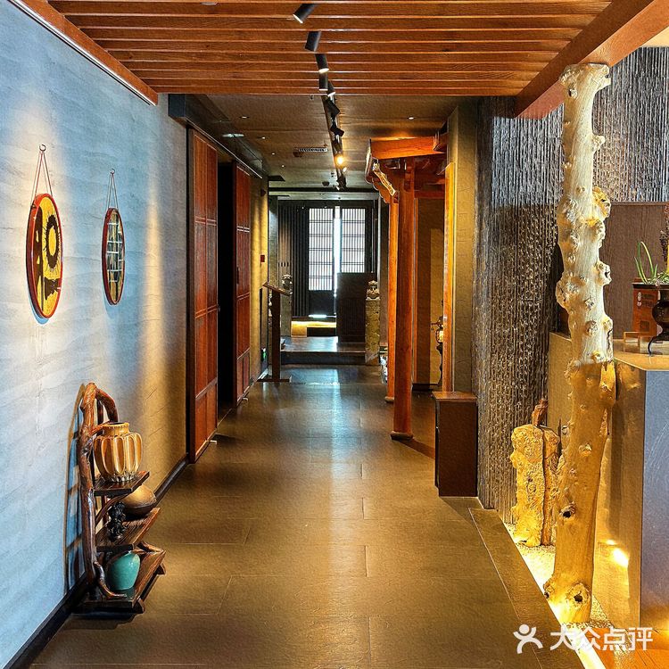 沈阳🔝高空餐厅｜三十三城名画美学菜