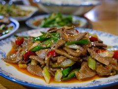 肝腰合炒-茅台镇网红溶洞餐厅·茅帮菜馆