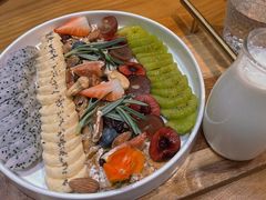 -Mark&Mars Restaurant