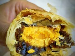 蛋黄酥-诚志饼家·小凤饼非遗传承(中山六路店)