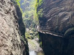 -龙水峡地缝景区