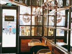 -玛格萝妮(汇智国际商业中心店)