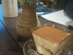 -初见咖啡(青大路店)