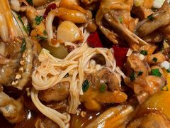 牛蛙煲-胖哥俩肉蟹煲(湖滨银泰in77店)