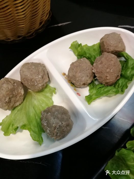 潮汕牛肉火锅-黑椒牛肉丸-菜-黑椒牛肉丸图片-临沂美食-大众点评网