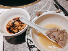 -禄婶鸡煲·打边炉