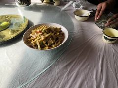 -天乐农家鱼头王(天目湖店)