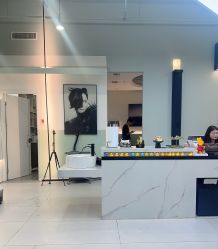 -U·NI SALON 造型