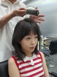 -Tloml salon