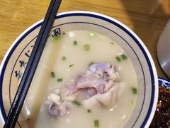 -易老妈蹄花.创于1935(总店)