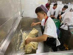 -吾穆勒蓬灰牛肉面·清真(北滨河中路店)