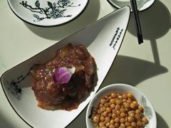 小吃油炸黄豆-七的湖·晚芳亭·阳澄湖农家菜·大闸蟹(莲花岛店)