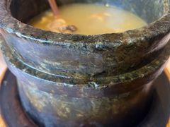 松茸鸡汤-松赞拉萨林卡酒店