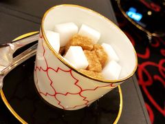 -Salon de The de Joel Robuchon(外滩18号店)