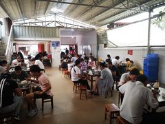 大堂-正宗杨记普洱酸醋米线(总店)