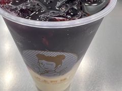 -沪上阿姨·精选茶饮(龙湖滨江天街店)
