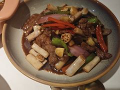 莲藕带木姜子炒牛肉-Aqua Oasis 水天堂(石路天虹店)