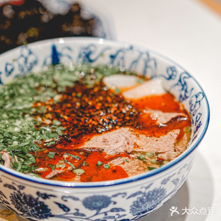 深圳美食｜好吃的牛肉面还能免费续面！