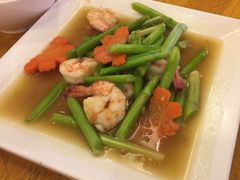 -J Daeng Seafood