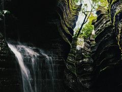 -梭布垭石林景区