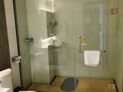 -昆明朗威酒店(昆明站火车站双桥夜市风情街店)