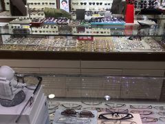 -华彬眼镜专业渐进配镜(潘家园店)
