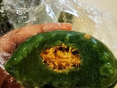 蛋黄肉松青团-许阿姨糕团店(南京总店)