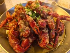 -巴厘龙虾·榜首油焖大虾(音乐学院·沿江酒馆店)