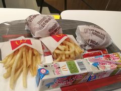 -麦当劳(杨林得来速店)